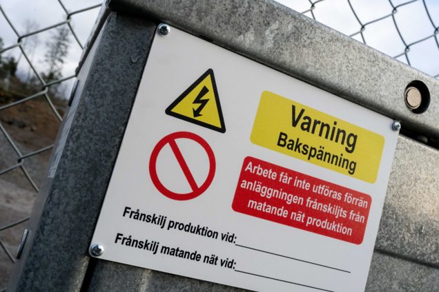 Printad skylt i utomhusmiljö